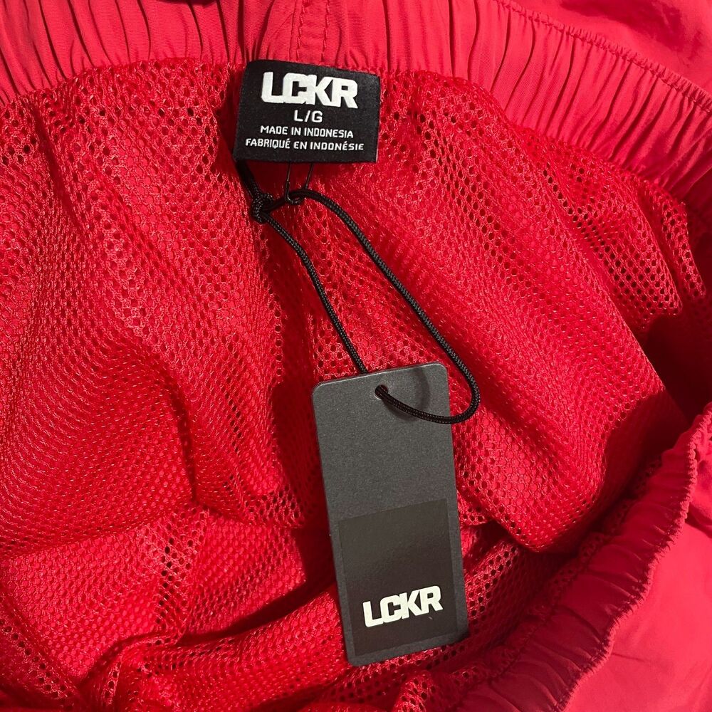 NWT LCKR Men’s Elastic Drawstring Waist Mesh Lined Nylon Athletic Red Shorts L - Picture 4 of 8